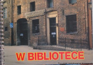 W bibliotece / Maria Skarżyńska