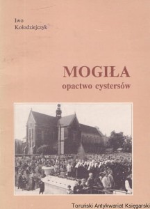 Mogiła opactwo cystersów / Iwo Kołodziejczyk 