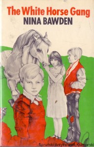 The White Horse Gang / Nina Bawden