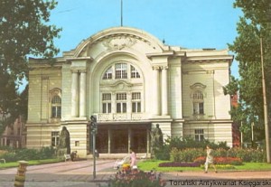 Pocztówka Toruń Teatr im. Wilama Horzycy / J. Chojnacki, A. Zborski (fot.)