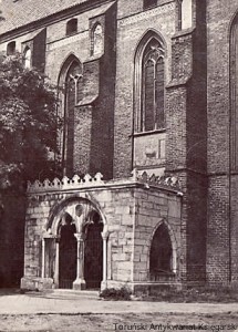 Pocztówka : Kwidzyń : Południowy portal katedry z XIV w. / J. Korpal (fot.)