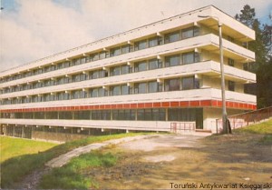 Pocztówka : Lądek Zdrój - Ośrodek Rehabilitacyjny Centralnego Wojskowego Zespołu Sanatoryjnego / L. Surowiec  (fot.)