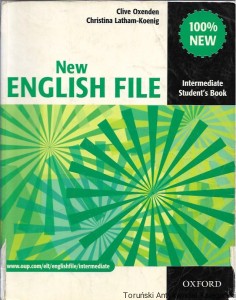 New English File : Intermediate Student's Book / Clive Oxenden, Christina Latham- Koening