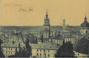 Pocztówka. Lwów. Widok na śródmieście od strony kościoła Karmelitów pw. Św. Michała Archanioła [1906] : Reprint  / Brak autora 