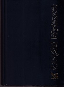 Książki Wybrane Przegląd Reader's Digest 1. Koniec rzeki / Nora Roberts, 2. Dowód prawdy / David Baldacci, 3. Czarny tancerz / Jeffery Deaver, 4. Lot rybołowa / Ewan Clarkson (1)